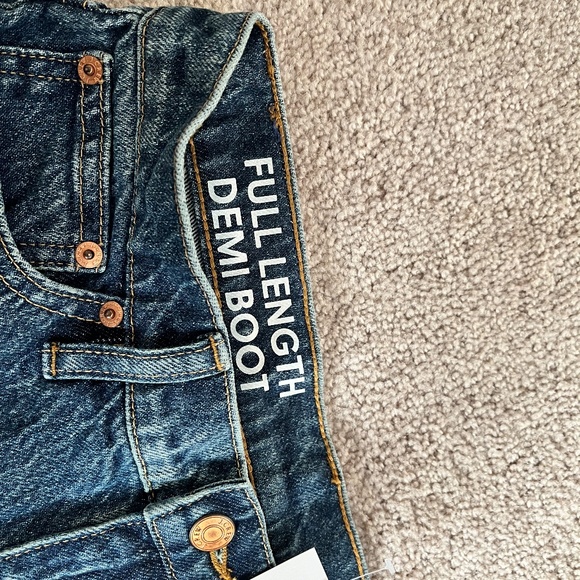 J. CREW JEANS FULL LENGTH DEMI BOOTCUT JEANS IN SIZE 25 - Picture 6 of 8